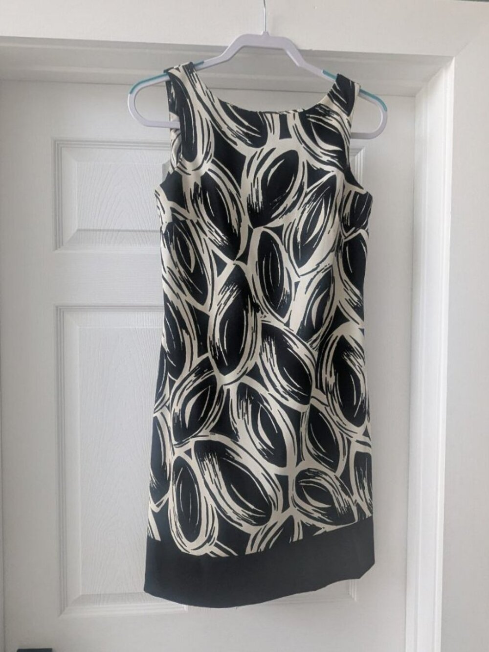 AB Studio Black & White Abstract Shift Dress Size 4